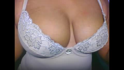 wetfatpussy_ online show from 25, 4, 2026