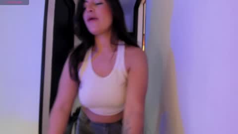 Megan Raves online show from 27, 6, 2026