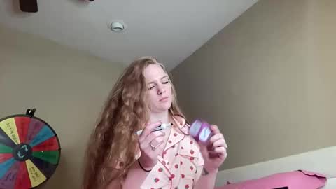 Snapshot of wh0remoanal chatting on 5, 3, 2026 Madasyn Rose online show from 5, 3, 2026