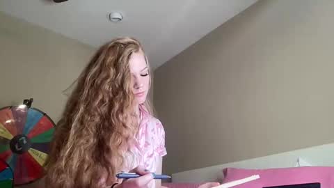 Snapshot of wh0remoanal chatting on 27, 3, 2026 Madasyn Rose online show from 27, 3, 2026