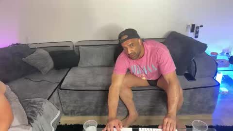 Hot 2 online show from 13, 3, 2026