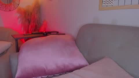 Sara  online show from 15, 1, 2025