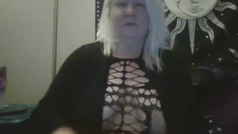 Snapshot of whipsnap19 chatting on 27, 11, 2025 whipsnap19 online show from 27, 11, 2025