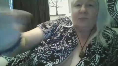 Snapshot of whipsnap19 chatting on 1, 12, 2025 whipsnap19 online show from 1, 12, 2025