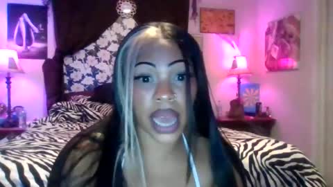 whisperingmayafairs online show from 19, 7, 2026