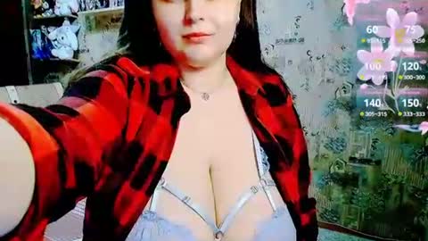 whisperinthedarkk online show from 13, 7, 2026