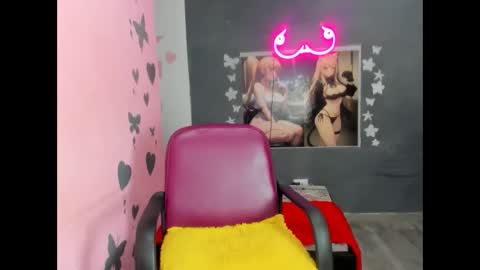 white_luna1 online show from 23, 4, 2026