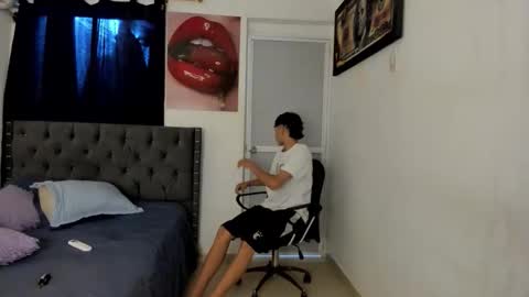 white online show from 18, 4, 2026