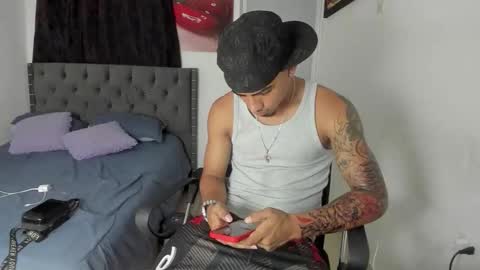 Snapshot of white_master444 chatting on 27, 5, 2026 white online show from 27, 5, 2026