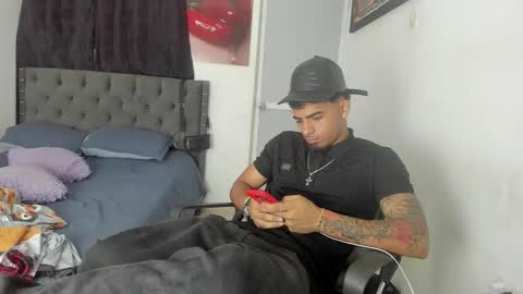 Snapshot of white_master444 chatting on 7, 6, 2026 white online show from 7, 6, 2026