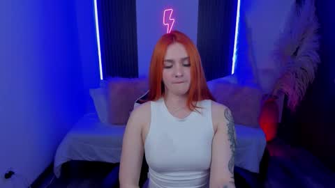 Snapshot of whiteatenea chatting on 12, 11, 2025 whiteatenea online show from 12, 11, 2025