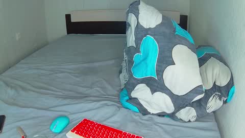 whitebars22 online show from 28, 4, 2026