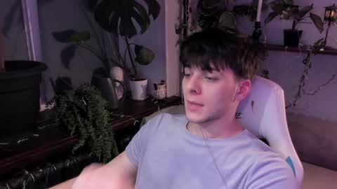 Gus online show from 8, 12, 2024