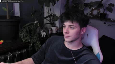 Gus online show from 3, 1, 2025