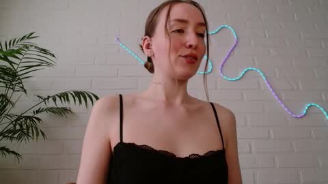 You wont find me here on Saturdays and Sundays  online show from 16, 4, 2026