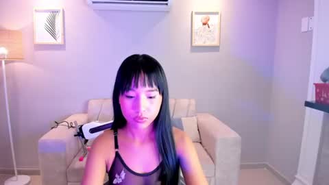 whitney online show from 27, 7, 2026
