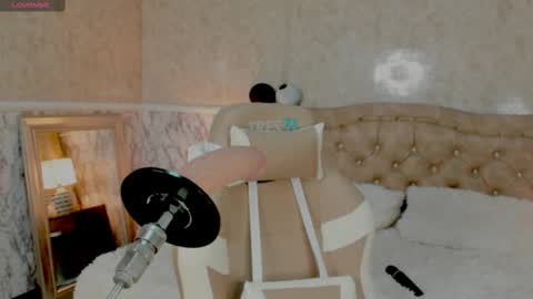 Snapshot of whitneybrown_ chatting on 7, 10, 2025 Whitney online show from 7, 10, 2025