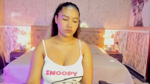 Snapshot of whitneybrown_ chatting on 21, 11, 2025 Whitney online show from 21, 11, 2025