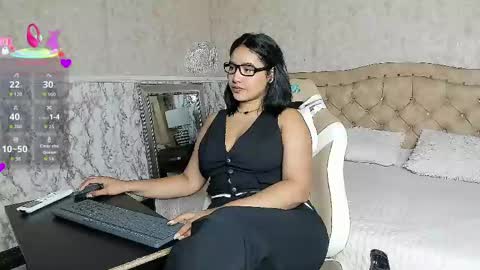 Whitney  online show from 26, 4, 2026