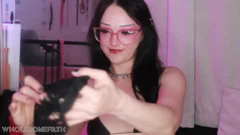 Snapshot of wholesomefilth chatting on 24, 6, 2026 Zoe Grace online show from 24, 6, 2026
