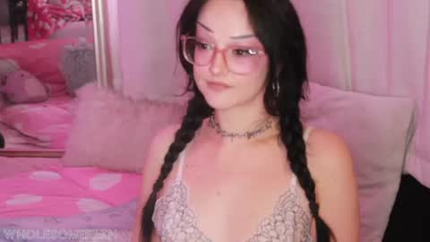 Snapshot of wholesomefilth chatting on 3, 8, 2026 Zoe Grace online show from 3, 8, 2026