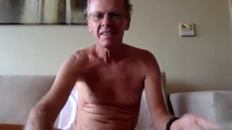 whynotfly1 online show from 27, 10, 2025