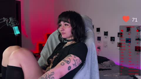 iggy iggz online show from 8, 1, 2025