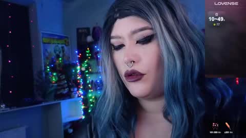 Snapshot of wickedxqueen chatting on 18, 12, 2024 Laura online show from 18, 12, 2024