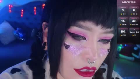 Snapshot of wickedxqueen chatting on 19, 12, 2024 Laura online show from 19, 12, 2024