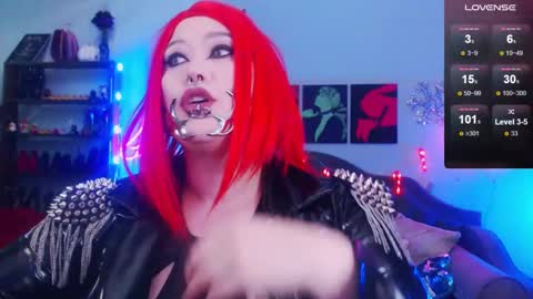 Snapshot of wickedxqueen chatting on 23, 12, 2024 Laura online show from 23, 12, 2024