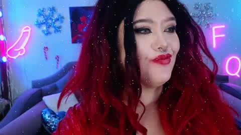 Snapshot of wickedxqueen chatting on 30, 12, 2024 Laura online show from 30, 12, 2024