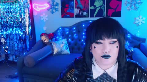 Snapshot of wickedxqueen chatting on 7, 1, 2025 Laura online show from 7, 1, 2025