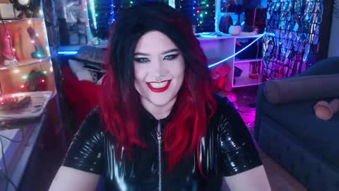 Snapshot of wickedxqueen chatting on 19, 1, 2025 Laura online show from 19, 1, 2025