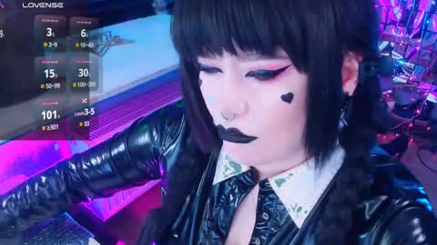 Snapshot of wickedxqueen chatting on 3, 2, 2025 Laura online show from 3, 2, 2025