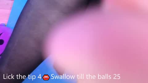 Snapshot of wickedxqueen chatting on 5, 3, 2025 Laura online show from 5, 3, 2025