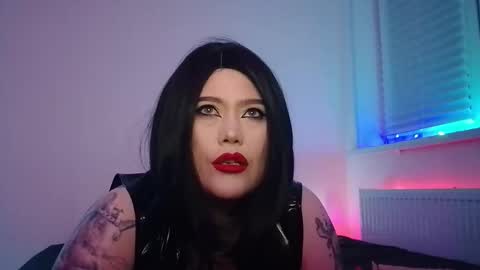 Snapshot of wickedxqueen chatting on 31, 10, 2025 Laura online show from 31, 10, 2025