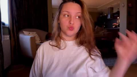 VI online show from 19, 10, 2025