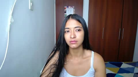 Ilauren online show from 25, 5, 2026