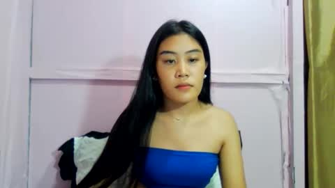 wild_doll69 online show from 5, 4, 2026