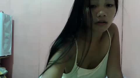 wildchilly_pearl19 online show from 6, 1, 2025