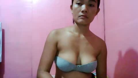 wildchilly_pearl19 online show from 11, 2, 2025