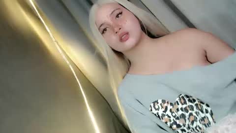 Snapshot of wildest_dream1 chatting on 6, 3, 2026 wildest_dream1 online show from 6, 3, 2026