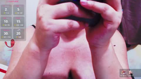 Snapshot of wildhotasianx chatting on 18, 2, 2025 wildhotasianx online show from 18, 2, 2025