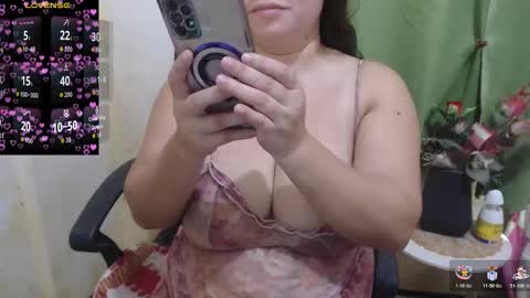 Snapshot of wildhotasianx chatting on 22, 12, 2025 wildhotasianx online show from 22, 12, 2025