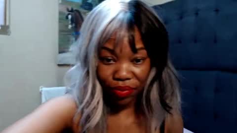 wildlittlekittyxx online show from 28, 7, 2026