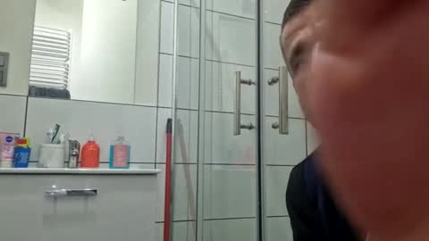 wildmike93 online show from 22, 2, 2026