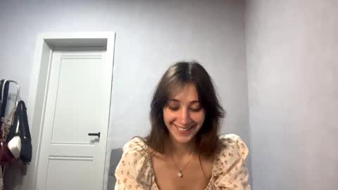 wildpeachh online show from 14, 10, 2025