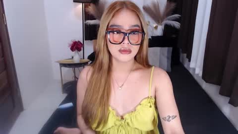 Snapshot of wildsassy0719 chatting on 8, 1, 2025 shea online show from 8, 1, 2025