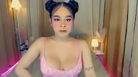 Snapshot of wildsassy0719 chatting on 22, 10, 2025 shea online show from 22, 10, 2025