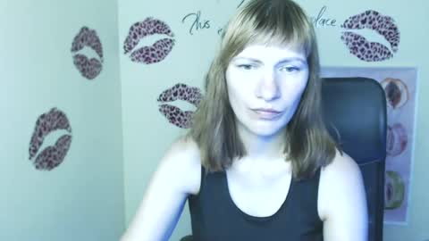 Snapshot of wildsoul8 chatting on 27, 6, 2026 Rosalinda online show from 27, 6, 2026